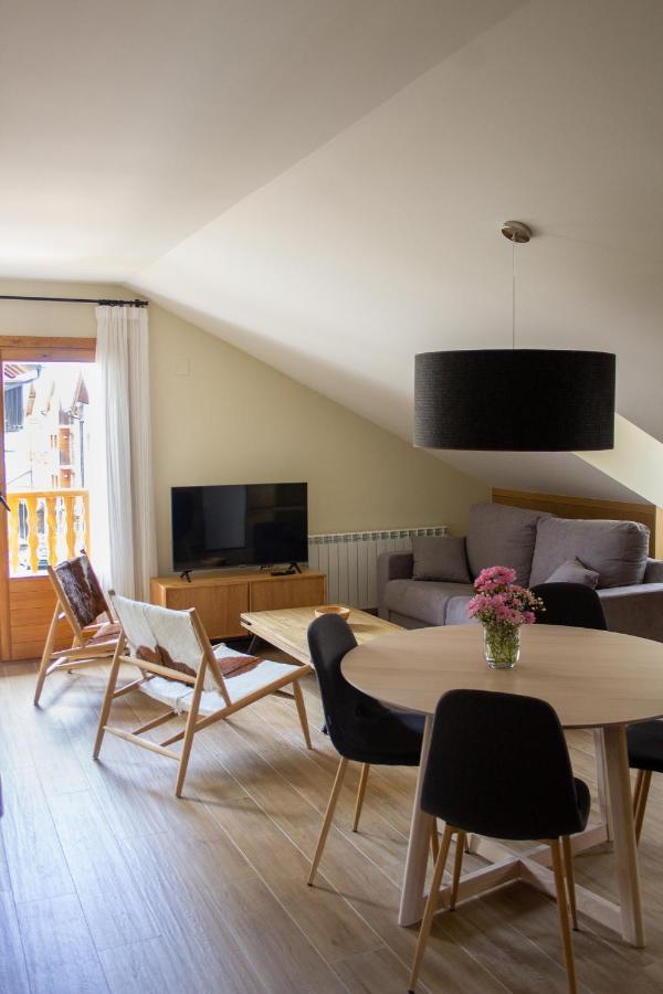Apartaments Areny - L'Amfitriona Esterri d'Àneu Exterior foto
